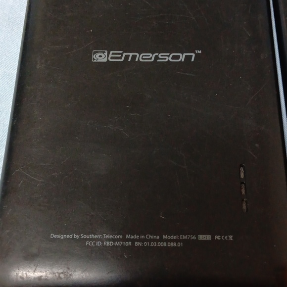 Tablet Bundle **AS IS--FOR PARTS OR REPAIR ONLY** (5 PCS) - Picture 5 of 7